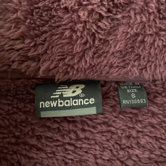 New Balance Jacket - Picture 3 of 6